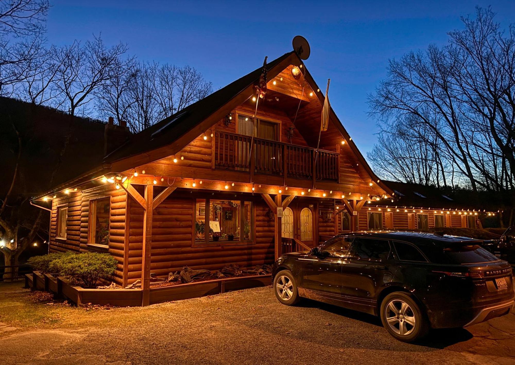 Xenia Lodge Hunter Ngoại thất bức ảnh
